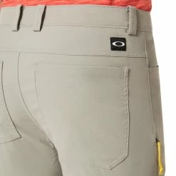 Oakley Men&apos;s RC Hybrid Joggers -Golf Clubs Shop 10018193 800 auto
